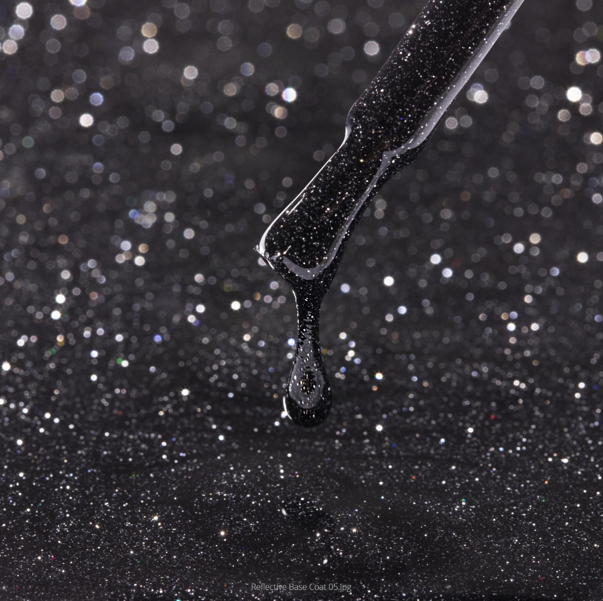Refflective 05 Color Rubber Base Gel 15ml.Kodi Professional